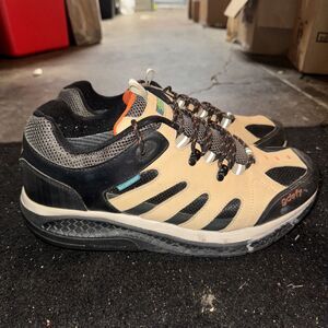 Gravity Defyer Gdefy Radius mens Hiking Shoes Size 14 Tan/Black